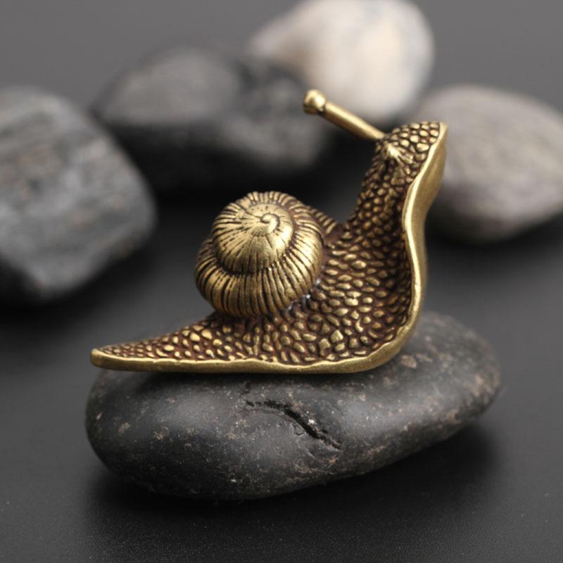 Retro Pure Copper Mini Snail Tea Pet Desk Ornament - DormVibes