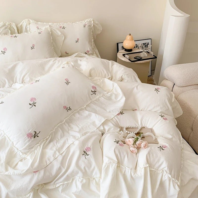 Coquette Ruffled Flower Bed Set - DormVibes