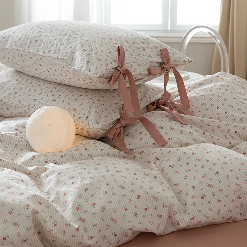 Cotton Coquette Roses Bow Tied Bed Set - DormVibes