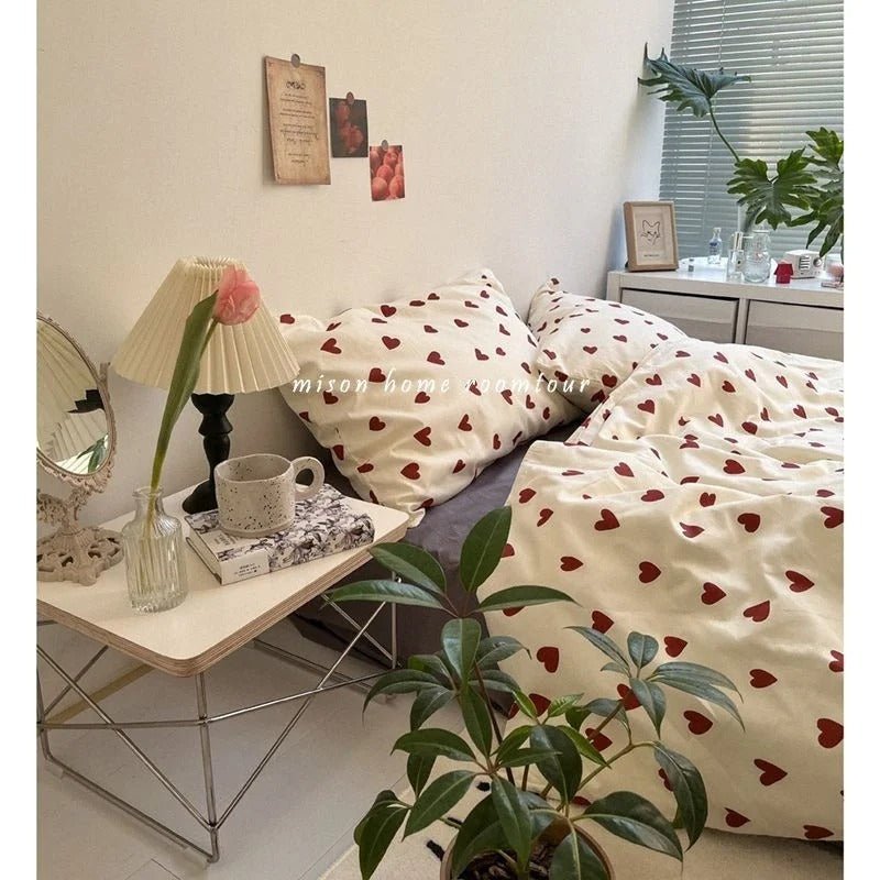 Red Heart Cute Bed Set - DormVibes