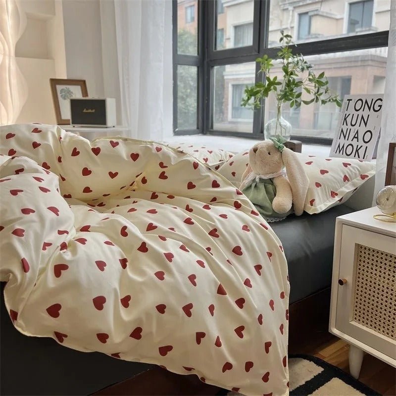 Red Heart Cute Bed Set - DormVibes