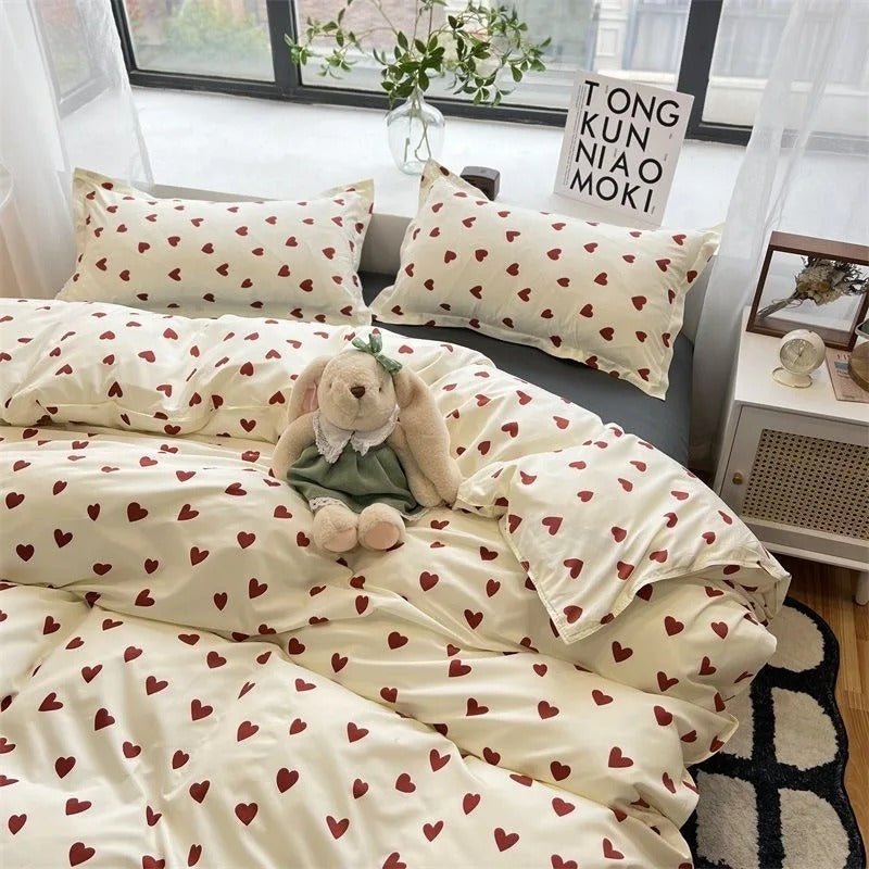 Red Heart Cute Bed Set - DormVibes