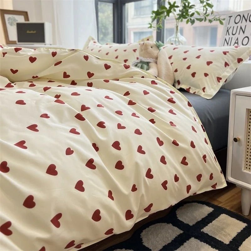 Red Heart Cute Bed Set - DormVibes