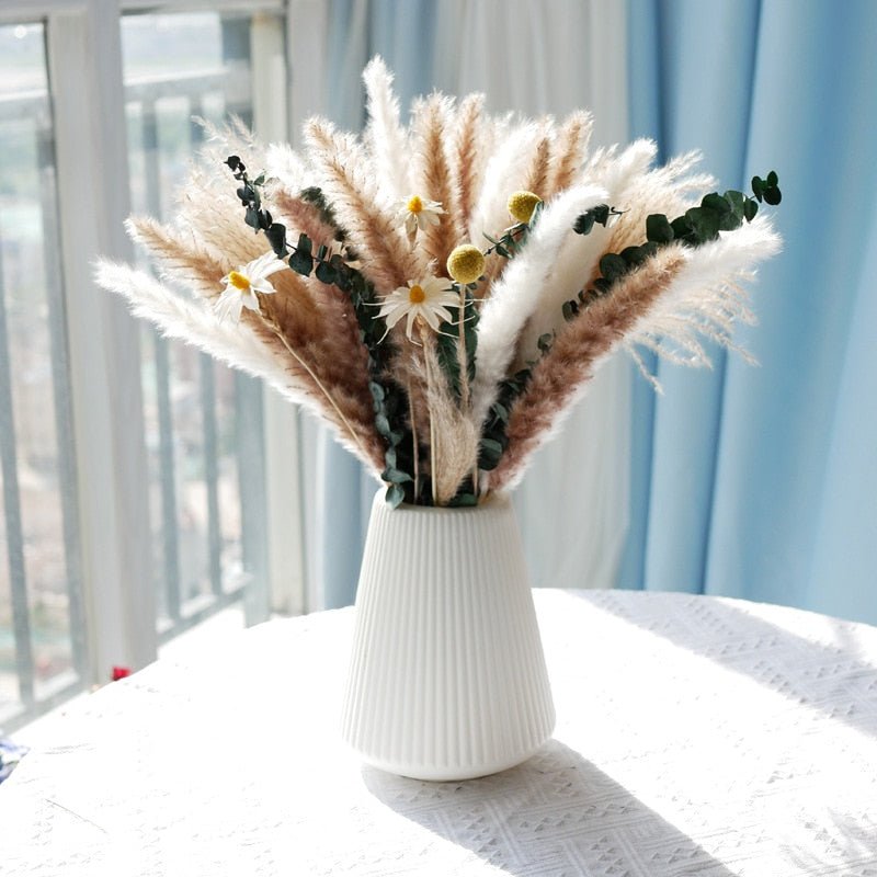Boho White and Gold Pampas Grass Floral Arrangement Wedding Centerpiece -   Sweden