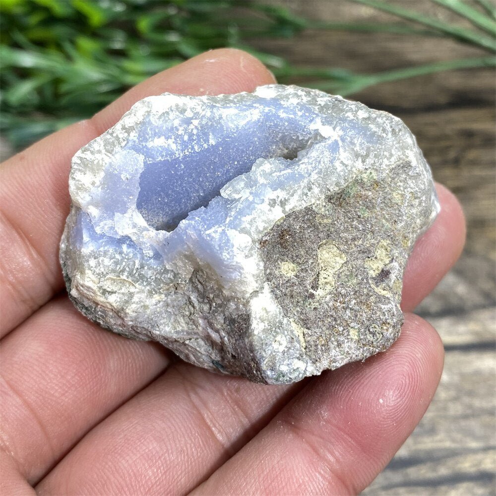 Blue Lace Agate - Raw Quartz Blue Crystals - DormVibes