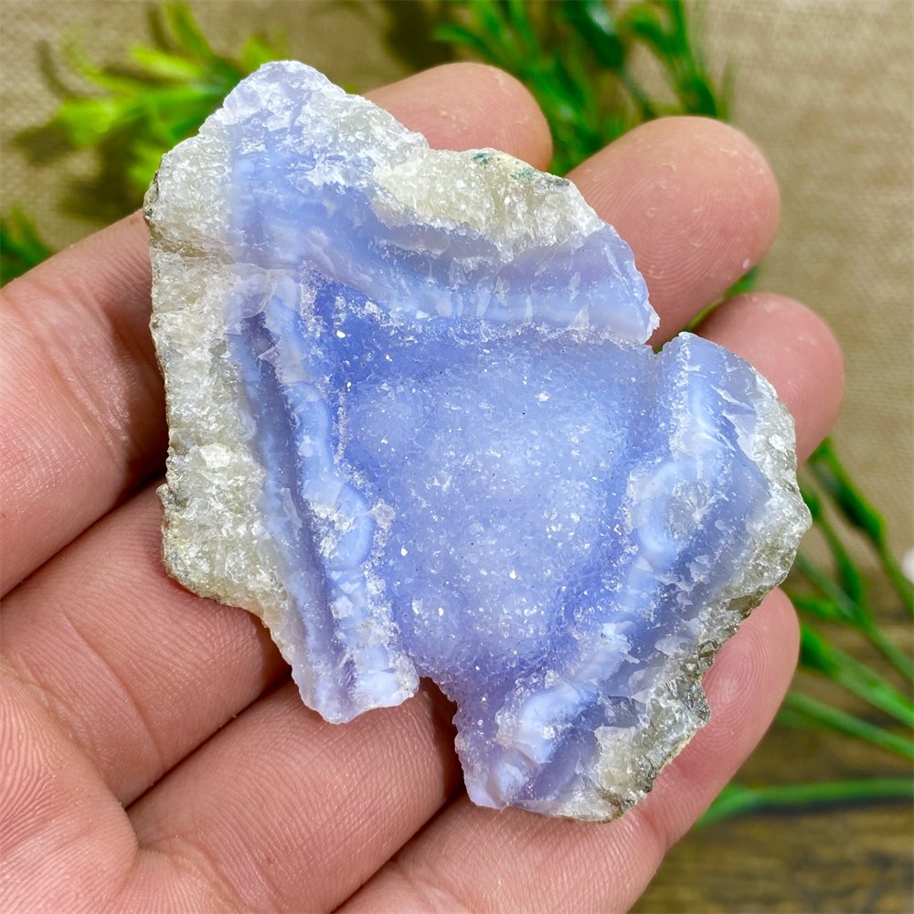 Blue Lace Agate - Raw Quartz Blue Crystals - DormVibes