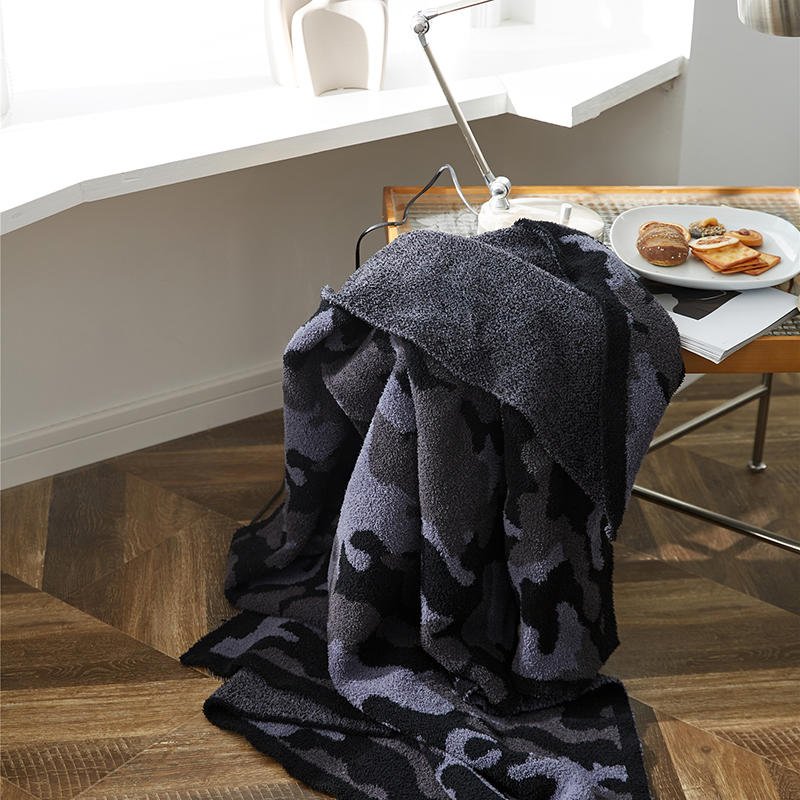 Camo sales throw blanket