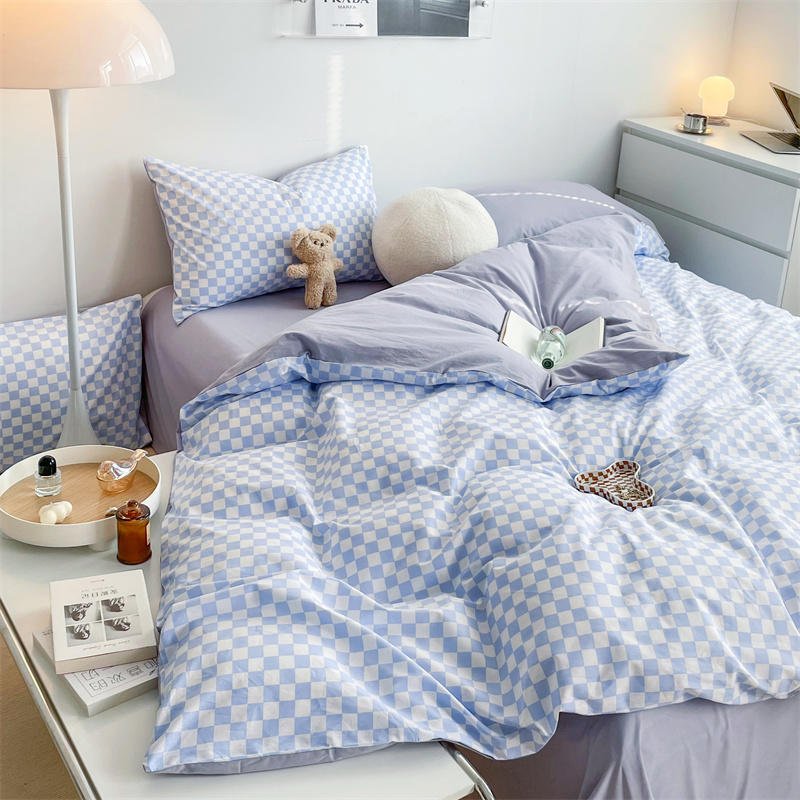 Checkerboard Bed Set - DormVibes