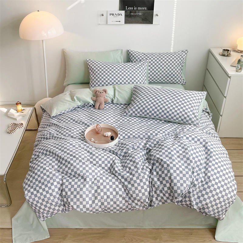 Checkerboard Bed Set - DormVibes