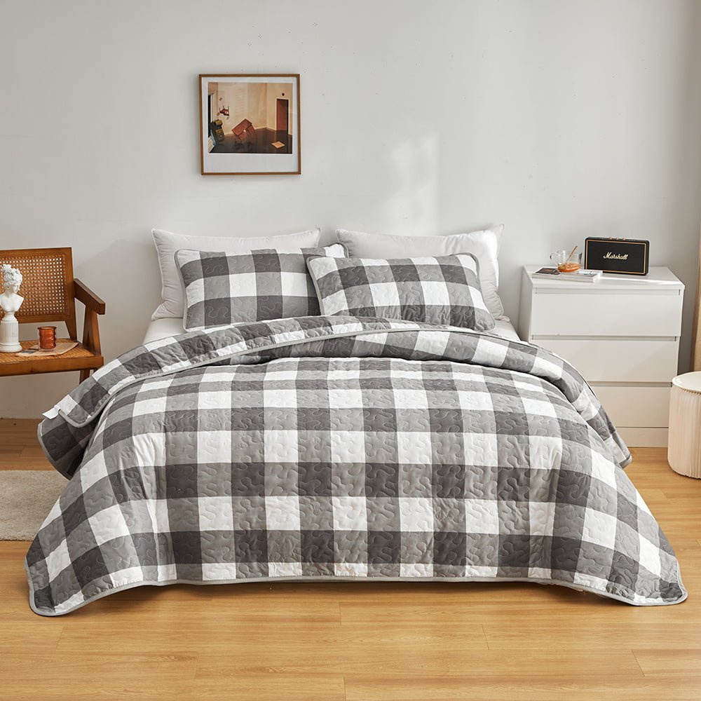 Checkered Bedspread Set - DormVibes