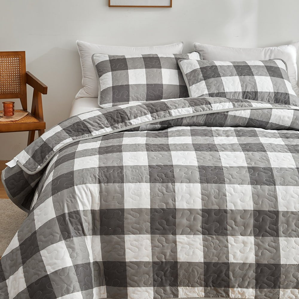 Checkered Bedspread Set - DormVibes