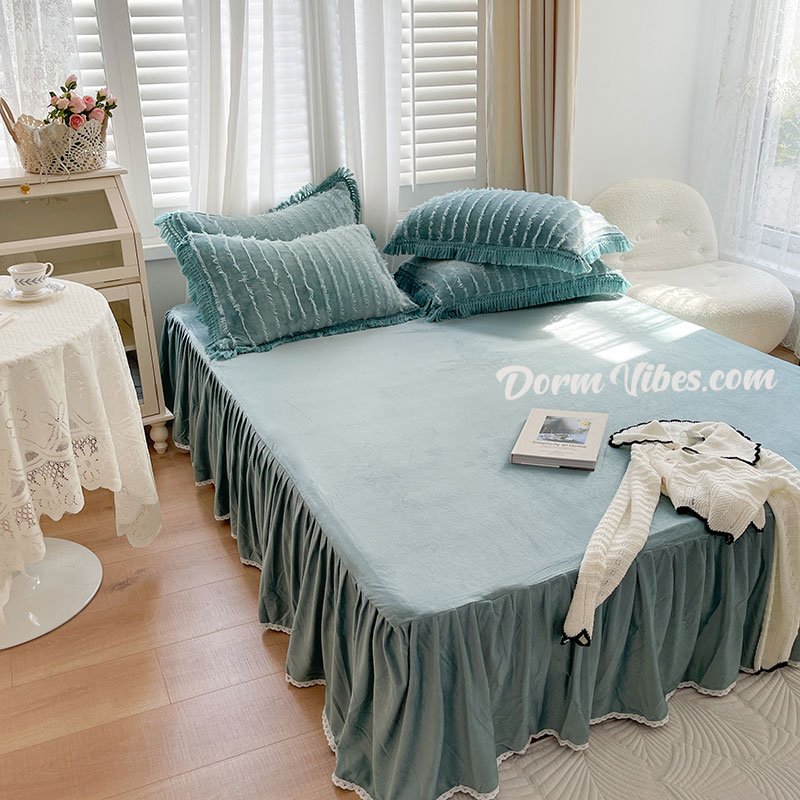 Chenille Fringe Bed Set - DormVibes