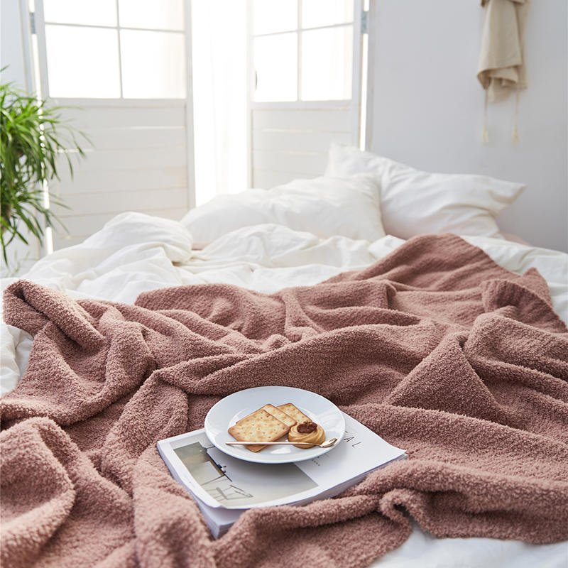 Cozy Throw Blanket – DormVibes