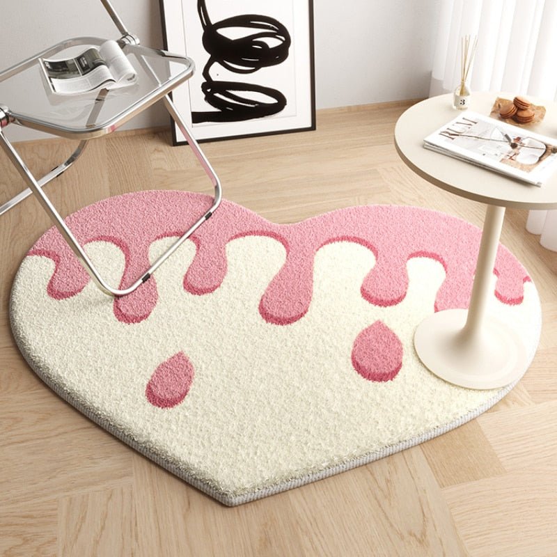 Heartwarming Love Shaped Plush Rug - Fashionably Minimalistic Living Room Carpet for IG-Worthy Home Decor - DormVibes