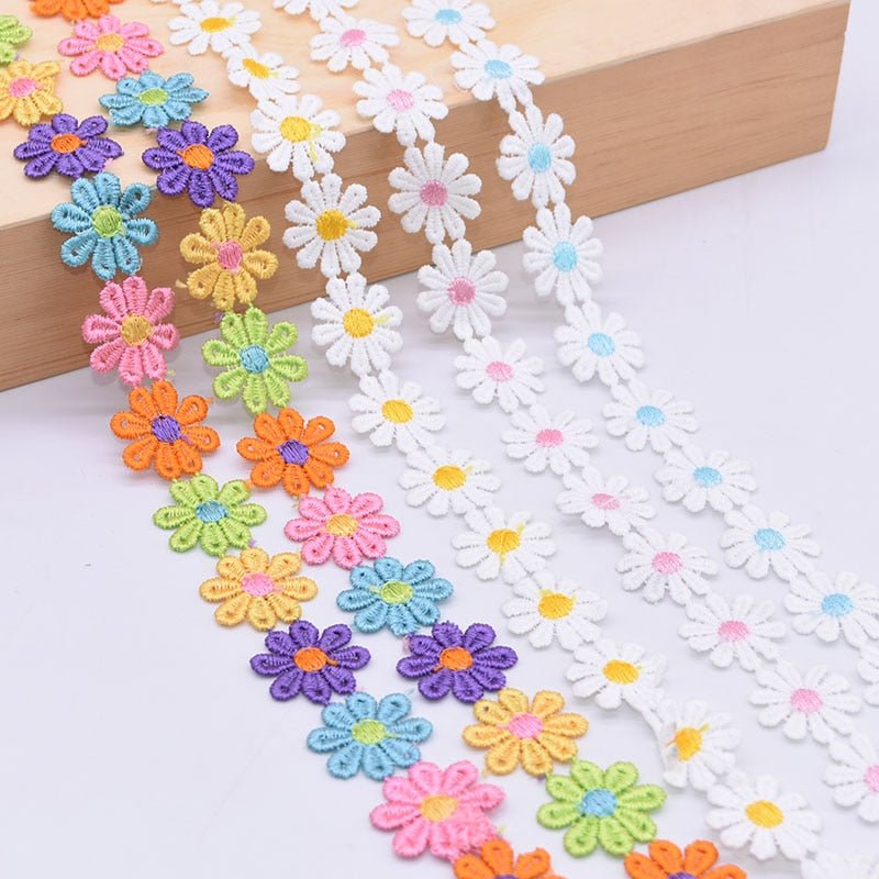 Mini Daisy Lace Trim Fabric: Handmade DIY Sewing Craft Supplies and Decorative Trimming - 3 Yards, 2.5cm - DormVibes