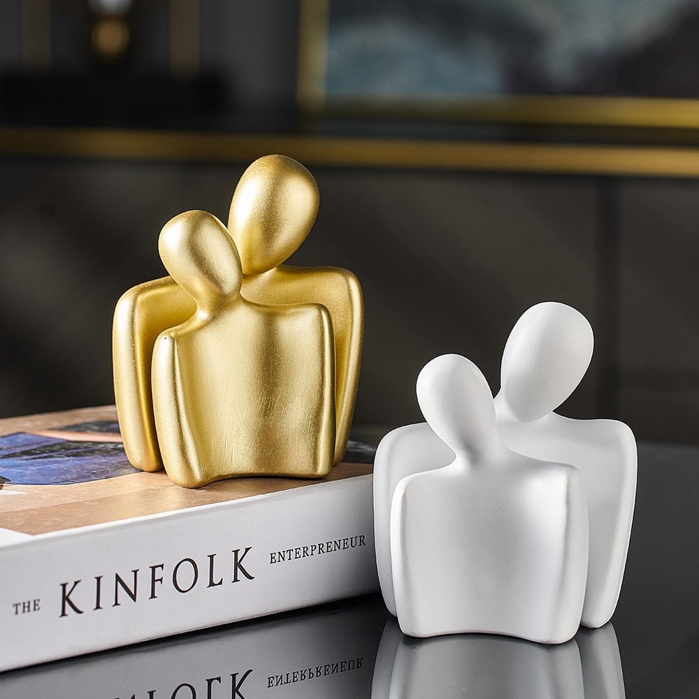 Mini Ornament Couple Sculpture Desk Ornament - DormVibes