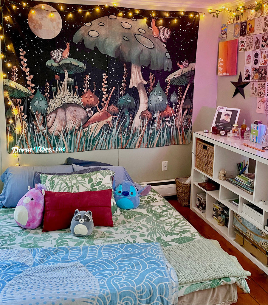 Mushroom Trippy Earth Tapestry - DormVibes