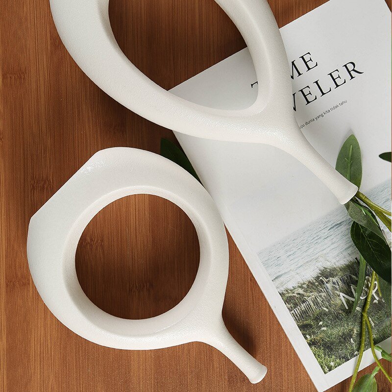 Nordic Circular Hollow Ceramic Vase Donuts Flower Pot - DormVibes