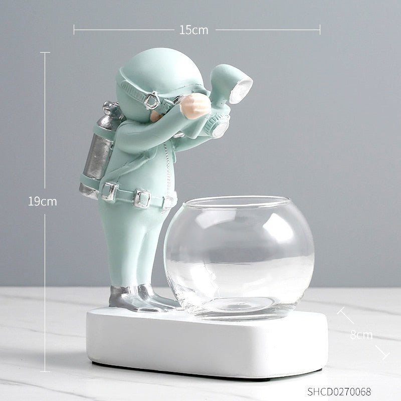 Nordic Modern Astronaut Resin LED Light Desk Ornament - DormVibes