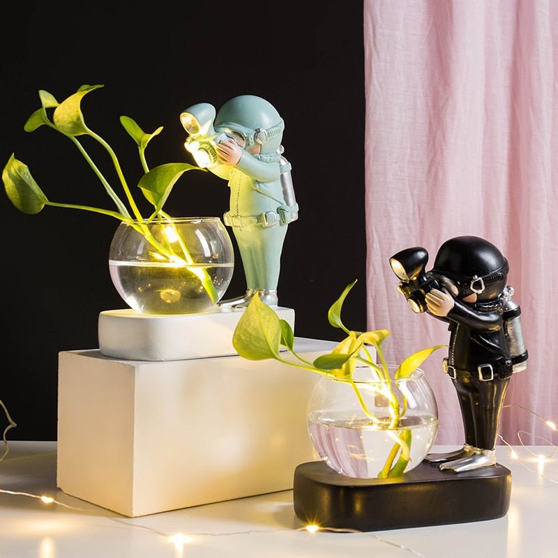 Nordic Modern Astronaut Resin LED Light Desk Ornament - DormVibes