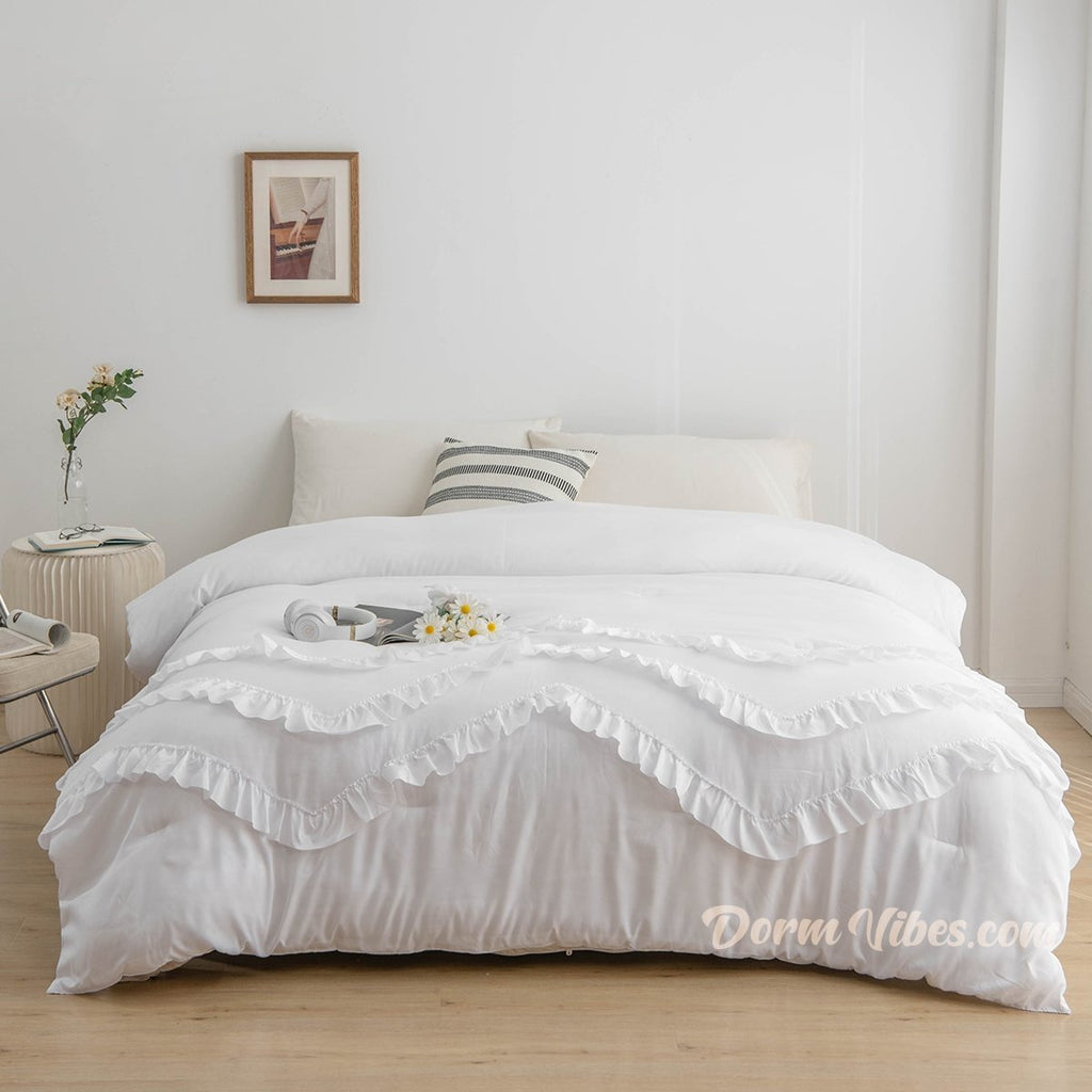 Ruffled Edge Quilt - DormVibes