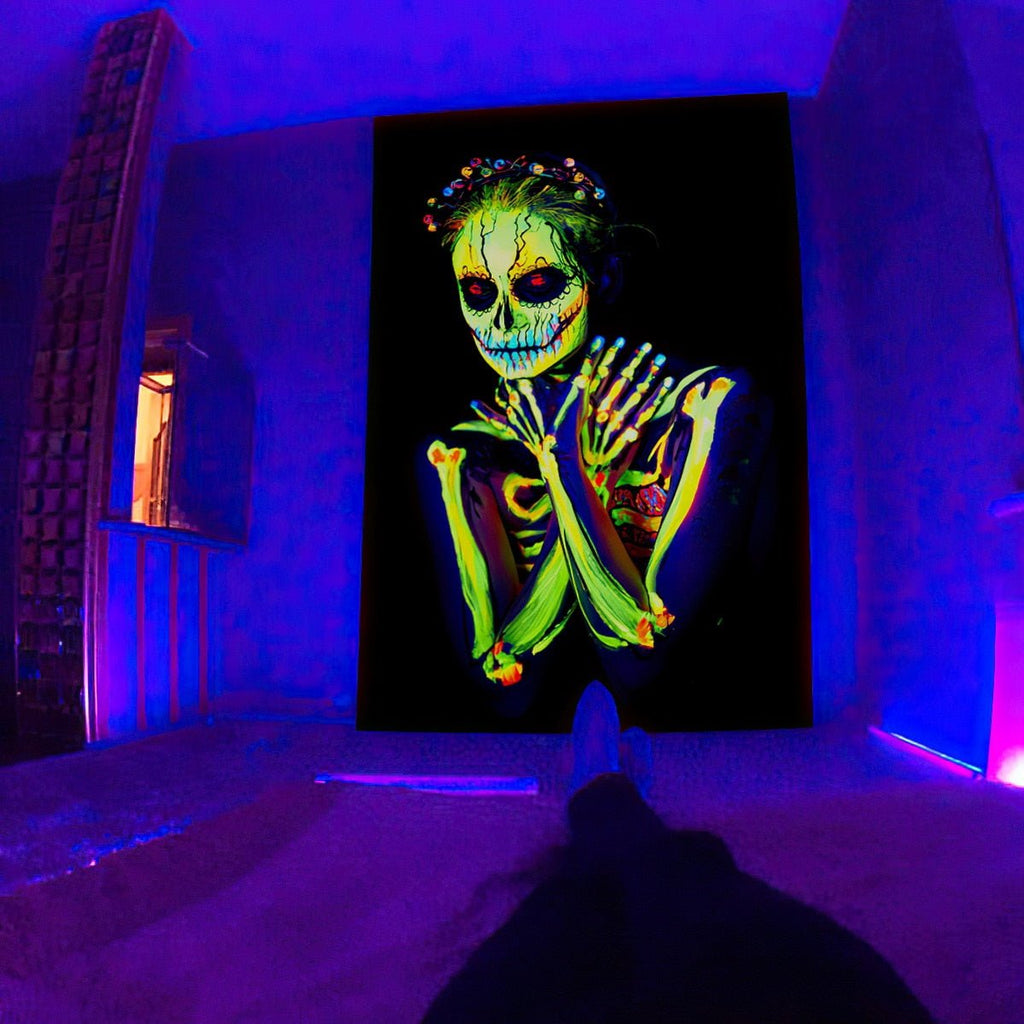 Black light discount bedroom decor