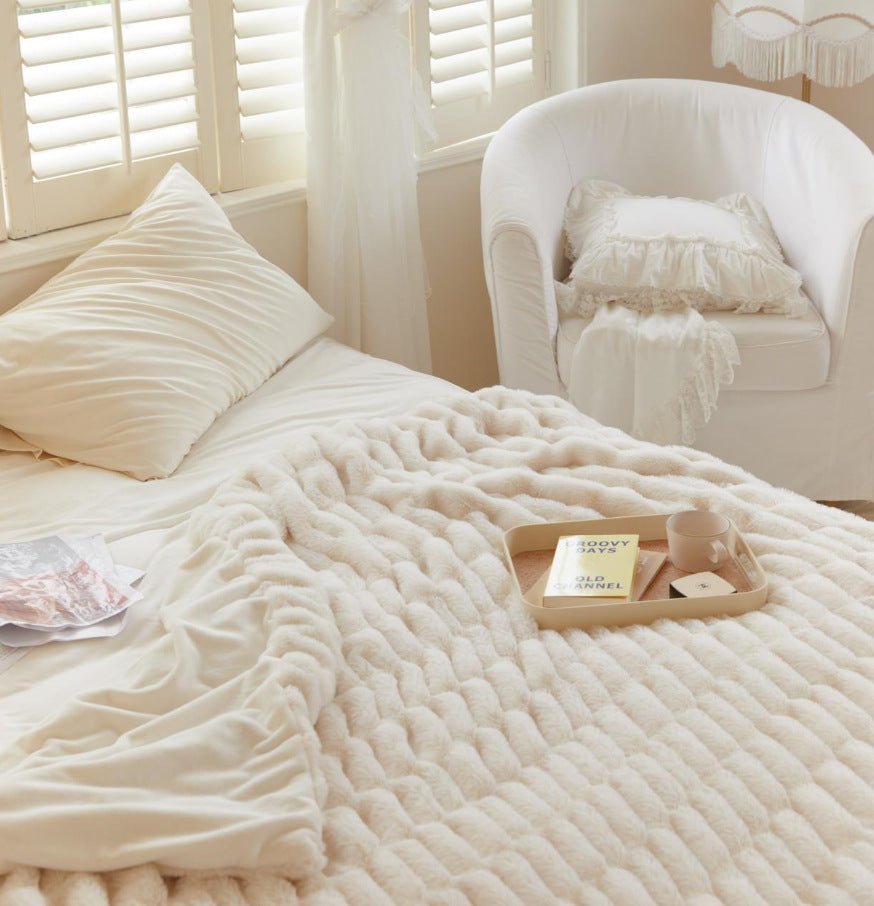 Super Soft Ruched Blanket - DormVibes