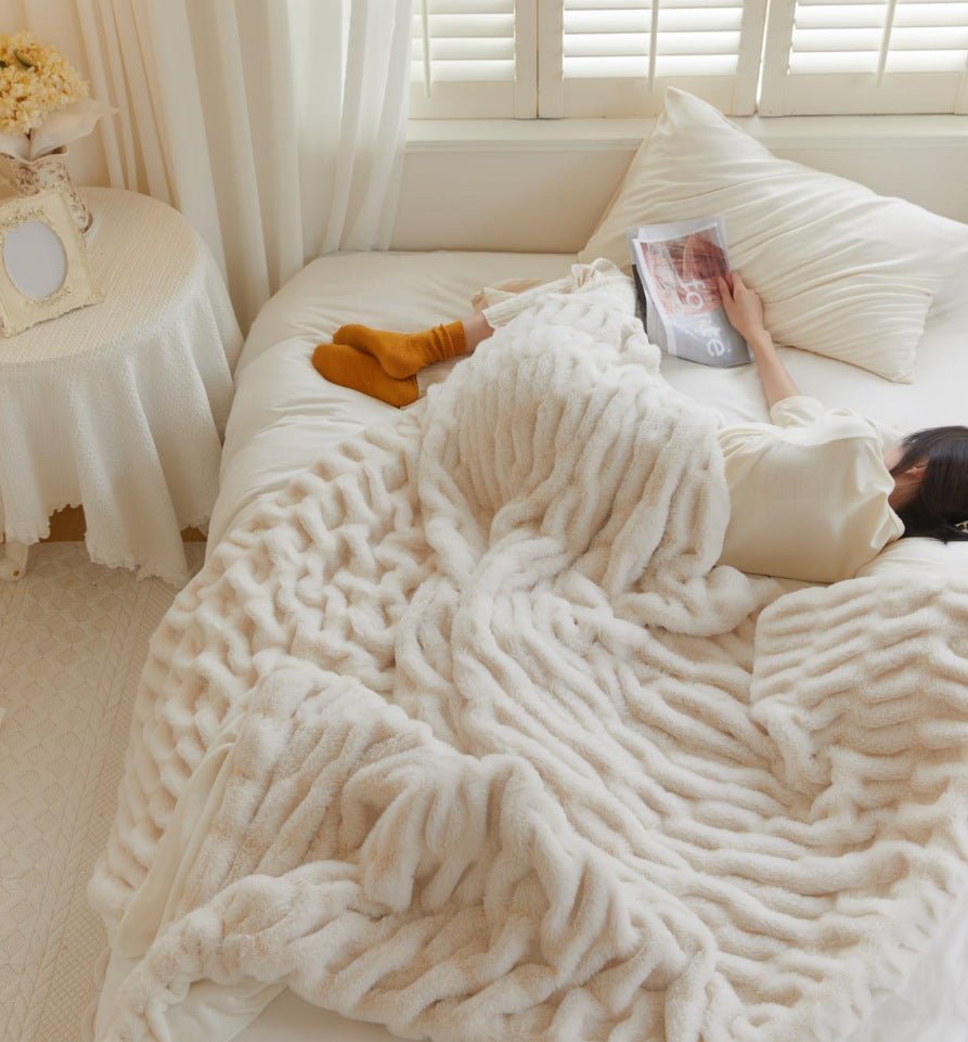 Super Soft Ruched Blanket - DormVibes