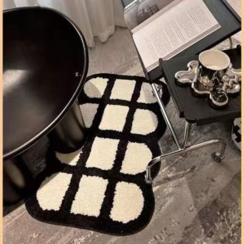 Vintage Chessboard Plaid Bath Mats - Cozy Retro Floral Carpet for Bathroom and Home Decor - DormVibes